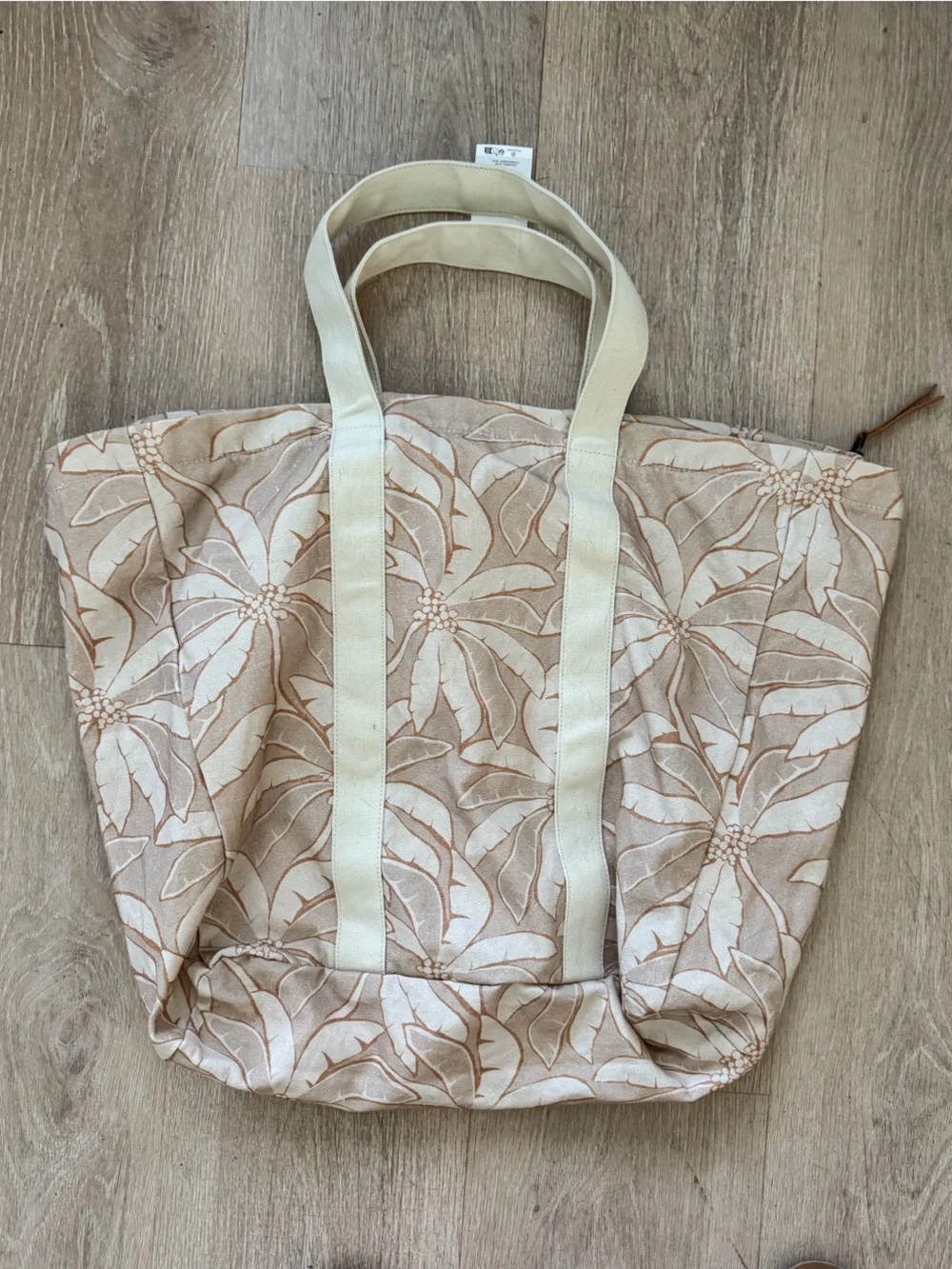 Brand new Billabong tote beach bag